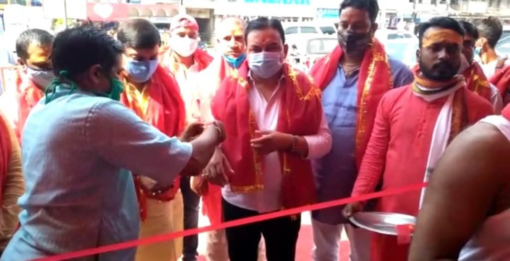 चंद्रशेखर आजाद दुर्गा पूजा का उद्घाटन किया गया. 4 20201023 221939