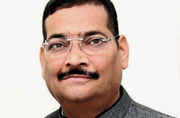 जनता विकास को वोट करेगी,विनाश को नही : दीपक प्रकाश.