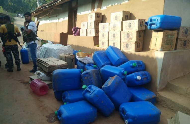 नकली शराब बनाने वाले दो मिनी फैक्ट्रियों का हुआ उद्भेदन.