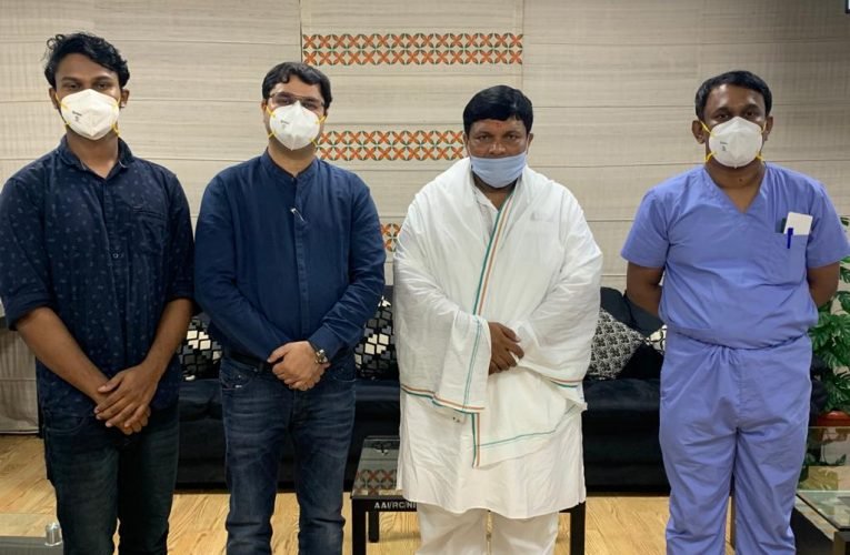 वेंटिलेटर पर शिक्षा मंत्री, चेन्नई से डॉक्टरों की टीम पहुंची रांची.