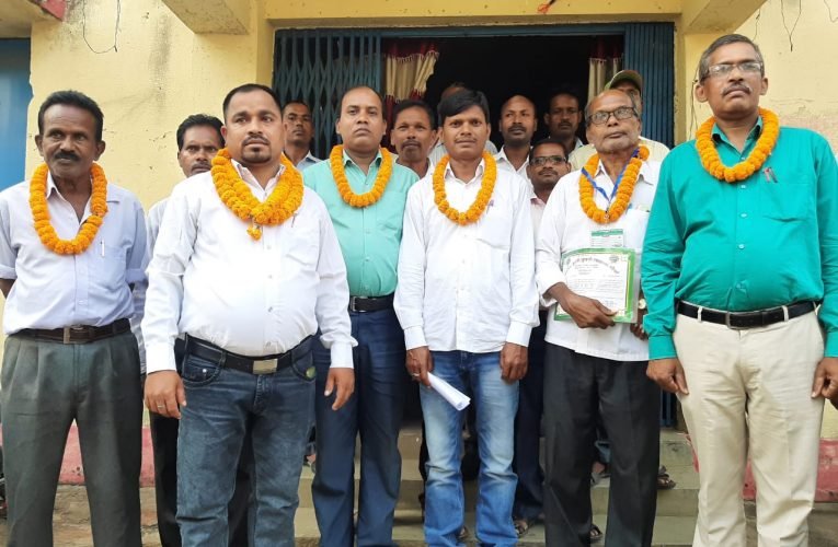 झारखंड प्रदेश कुर्मी विकास मोर्चा ने गिरिडीह जिले के कई सदस्यों का किया पदोन्नत.