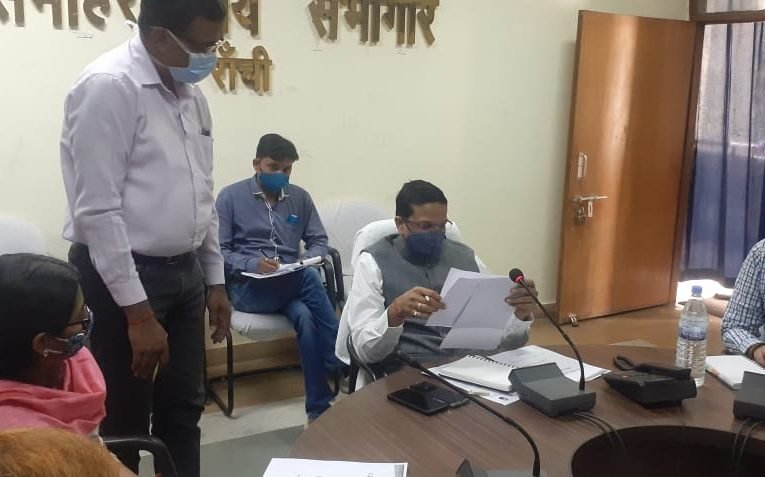 कोविड-19 वैक्सीनेशन की तैयारी के संबंध में बैठक.