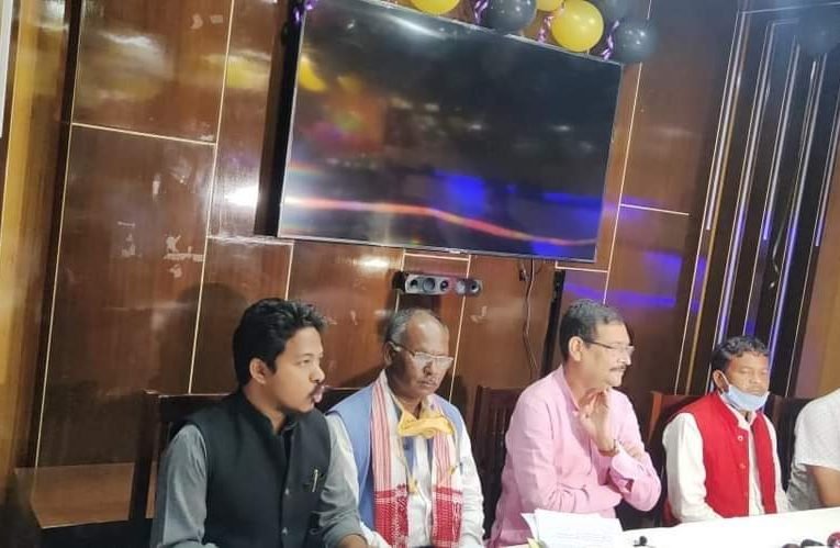 गठबंधन सरकार सरकारी मशीनरी का कर रही है दुरुपयोग : दीपक प्रकाश.