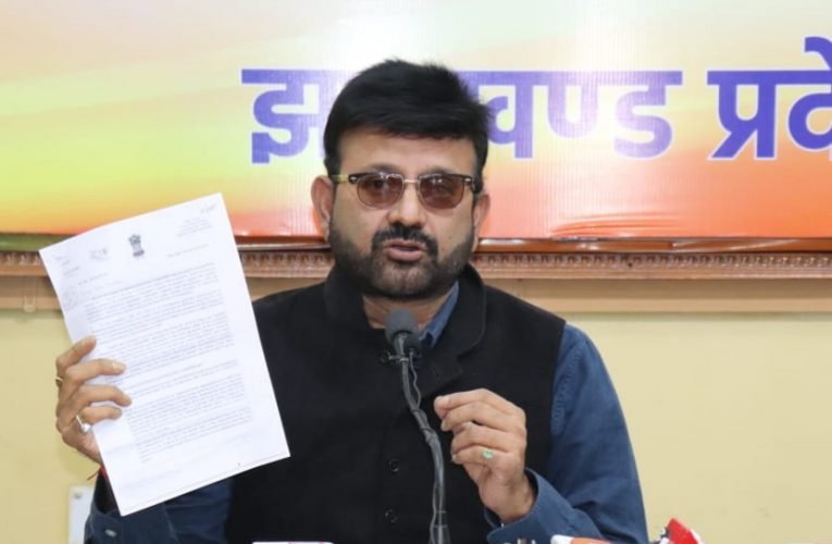 मुख्यमंत्री सिर्फ राजनीतिक फायदे के लिए बयानबाजी कर गलत जानकारी दे रहे हैं : भाजपा.