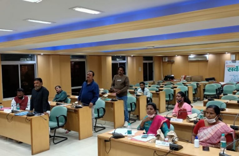 रांची नगर निगम स्थाई समिति की बैठक में शहर की सफाई व्यवस्था और तालाबों की सफाई पर हई चर्चा.