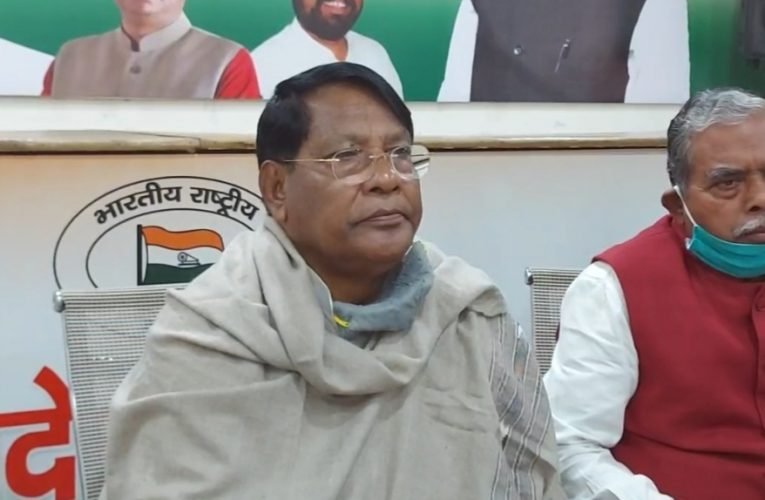 कांग्रेस पार्टी किसान विरोधी कानून का विरोध करती है.