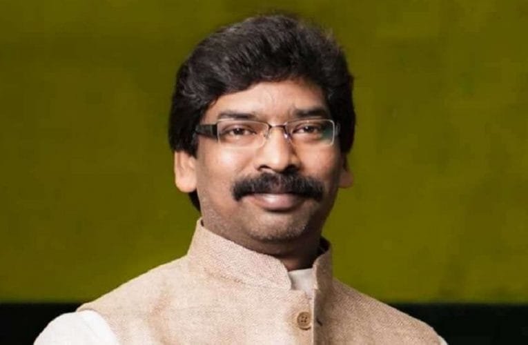 मुख्यमंत्री के निर्देश पर भीख मांग रही दिव्यांग वृद्धा के दिन बहुरे.