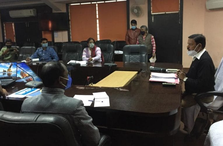 खेल विभाग एवं युवा कार्यक्रम परामर्श दात्री समिति की समीक्षात्मक बैठक सम्पन्न.