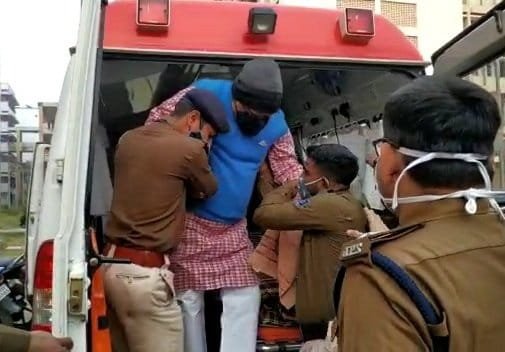 जेल से फोन करने पर फंसे लालू, रिम्स में कराए गए शिफ्ट.