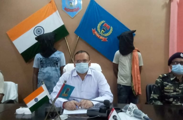 लूट कांड मामले में दो आरोपी चढ़े पुलिस के हत्थे.