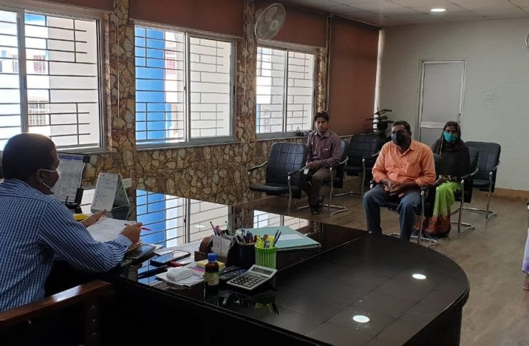 उपायुक्त ने जनता दरबार में सुनीं लोगों की समस्याएं.