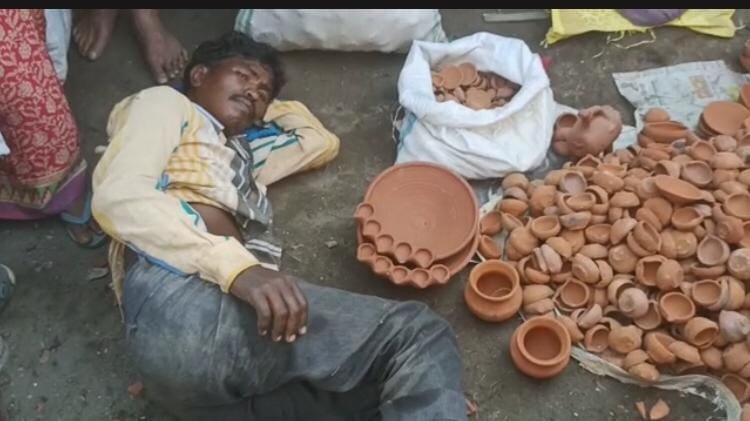 नशे में धुत बोलेरो सवार ने मिट्टी के बर्तन बेचने वाले को बनाया शिकार.