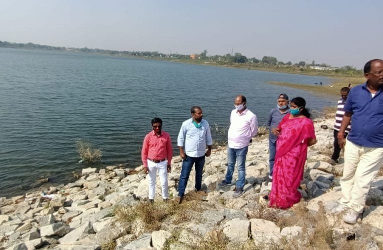 रांची नगर निगम की टीम नें किया छठ तालाब का निरीक्षण.