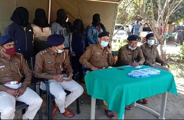 छत्तीसगढ़ से झारखण्ड आकर डकैती करने वाले पांच डकैत गिरफ्तार.