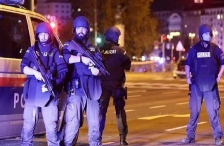 ऑस्ट्रिया की राजधानी वियना शहर में आतंकी हमला