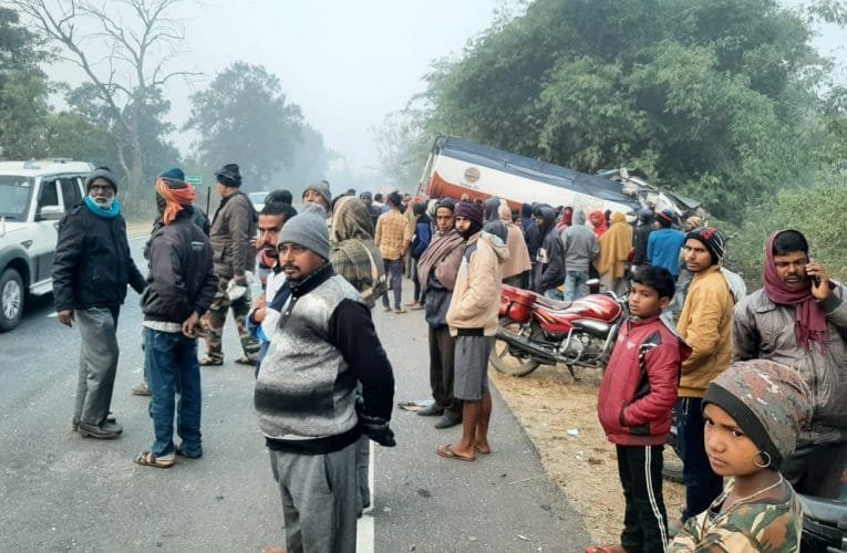 तेज़ रफ़्तार डीजल टैंकर और हाईवा के बीच जबरदस्त टक्कर एक की हुई दर्दनाक मौत, एक घायल.