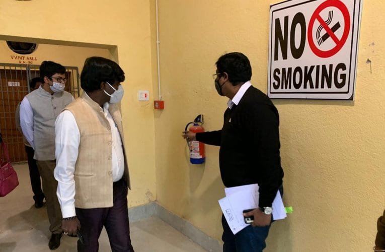 उपायुक्त श्री मंजूनाथ भजंत्री ने वेयर हाउस का किया निरीक्षण.