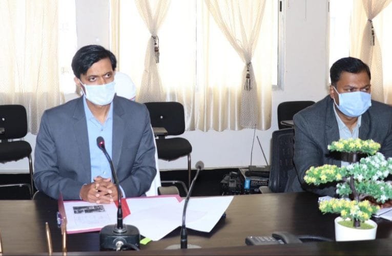 उपायुक्त ने किया बाल संरक्षण इकाई की समीक्षा.