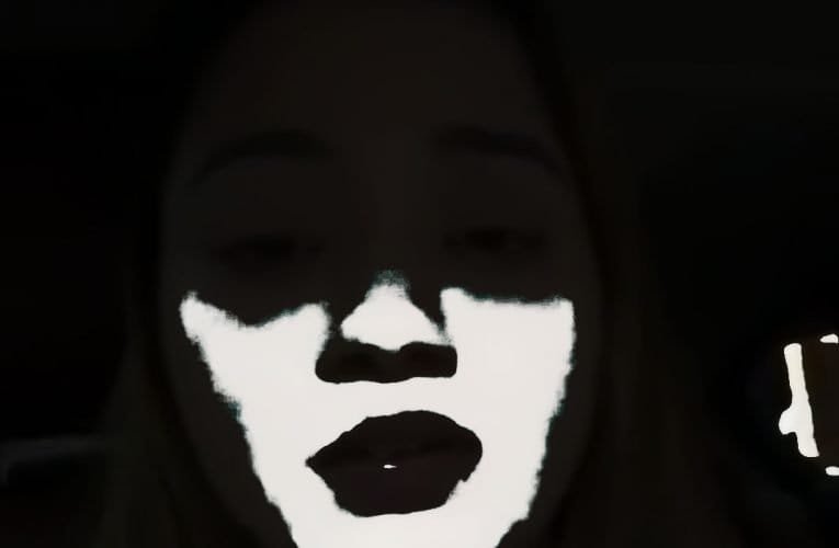 एक लड़की के वायरल वीडियो से झारखण्ड का सियासी पारा हुआ हॉट.