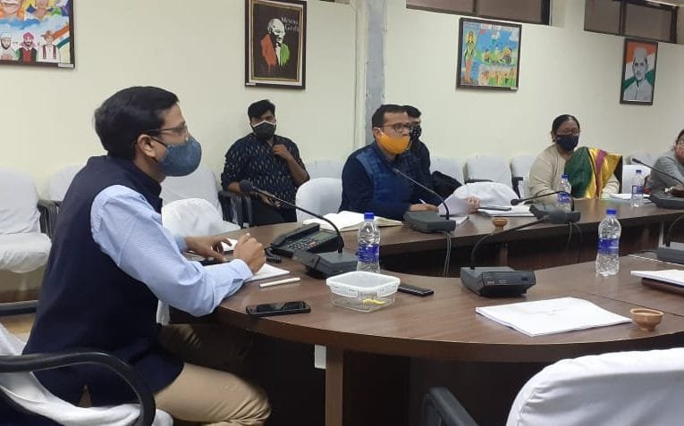 शिक्षा विभाग से संबंधित हुई समीक्षा बैठक.