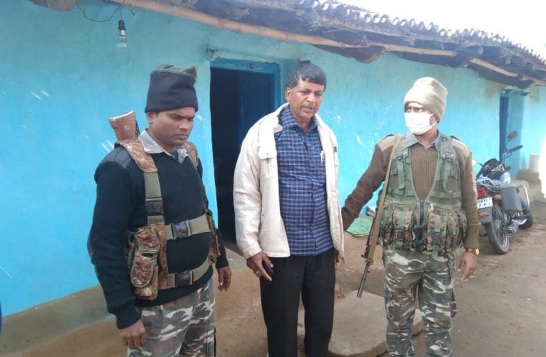 एन्टी करप्शन ब्यूरो नें चार हजार घुस लेते रंगे हाथ किया गिरफ्तार.