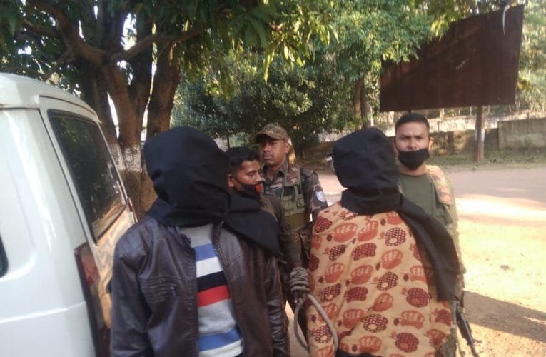 लातेहार में पीएलएफआई और सुजीत सिन्हा के लिए काम करने वाले दो गुर्गे धराये.