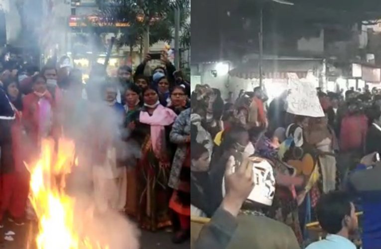 राजधानी के मुख्य चौराहा में भाजपा ने किया प्रदर्शन तो दूसरी तरफ लोगों ने सीएम का काफिला रोकने का किया प्रयास.