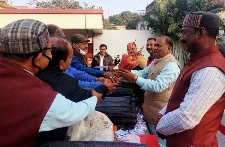 जरुरतमंदों की सहायता हमारा सबसे पहला धर्म : सी पी सिंह.