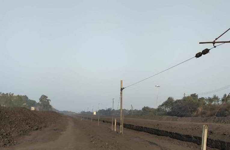 कोयला खरीदार नहीं मिलने की वजह से सीसीएल पिपरवार क्षेत्र का ऐतिहासिक बचरा साइडिंग बंद.