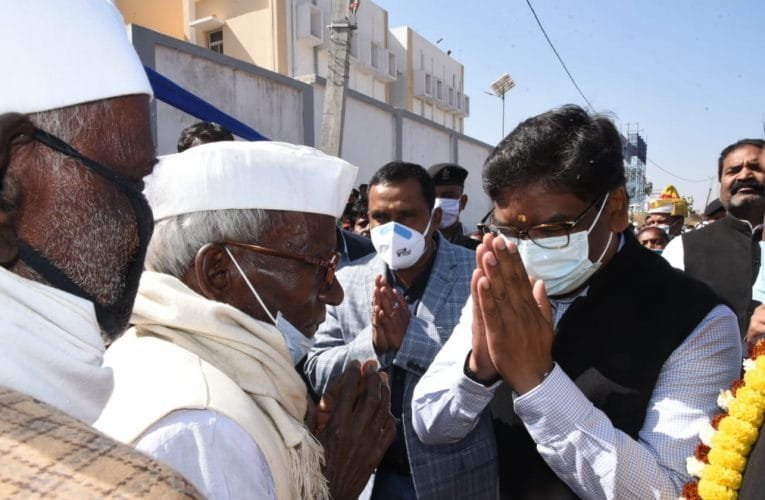 मुख्यमंत्री श्री हेमन्त सोरेन ने बनहोरा में टाना भगत अतिथि गृह का किया उद्घाटन.