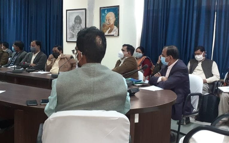 कोविड-19 वैक्सीनेशन में सहयोग और सहभागिता को लेकर बैठक.