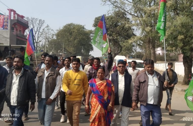 आजसू पार्टी के द्वारा बुलाए गए संकेतिक बंदी का हुआ असर.