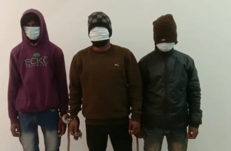 रामगढ़ में तीन शातिर अपराधी चढ़े पुलिस के हत्थे.