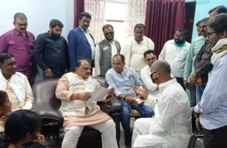 जामताड़ा पहुंचे मंत्री मिथिलेश ठाकुर ने भाजपा को घेरा.