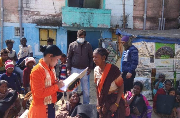 साई सेवाश्रम ट्रस्ट द्वारा नामकुम बाल्मीकि आवास में जरूरतमंदों के बीच कंबल वितरण किया गया.