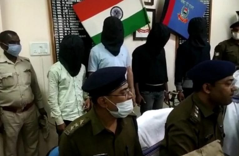 हत्या के मामले में चार आरोपियों को गढ़वा से गिरफ्तार किया गया.