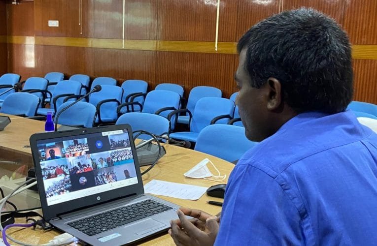 बच्चों के मानसिक बदलाव में शिक्षक की भूमिका महत्वपूर्ण : उपायुक्त.