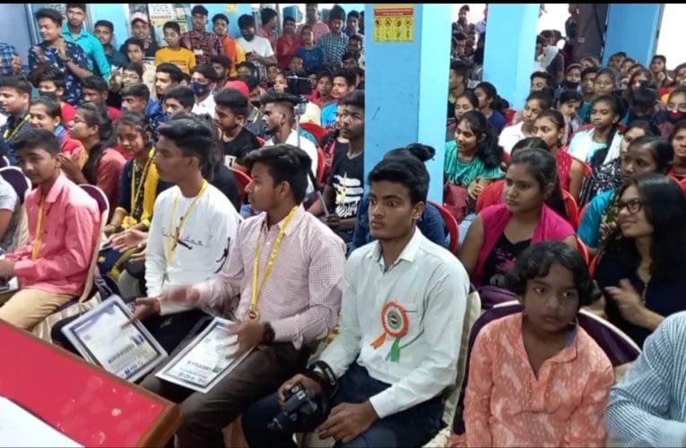 भोएस फ़ाउंडेशन मे आयोजित अर्ध वार्षिक प्रमाणपत्र वितरण समारोह आयोजित किया गया.