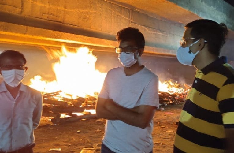 कोविड-19 संक्रमण से मृत 52 मरीजों के दाह संस्कार किया गया.