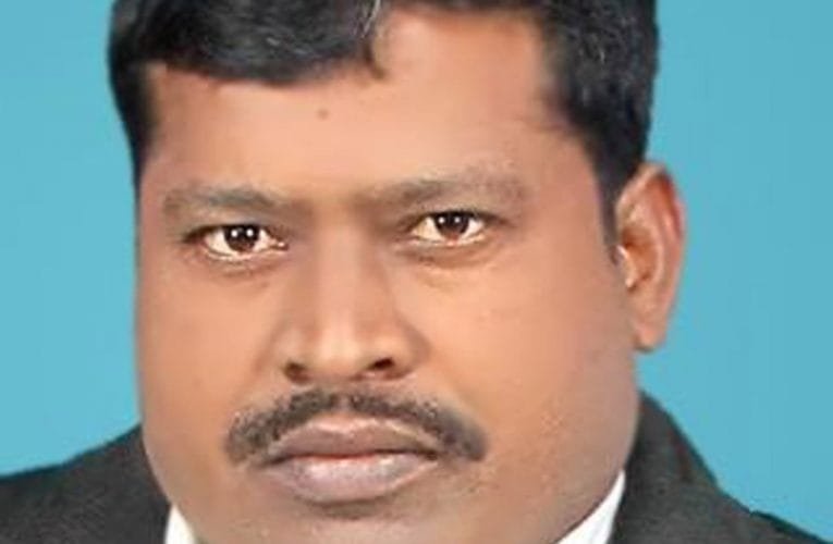 खलारी झामुमो ने मधुपुर सीट पर हफिजुल हसन को जीत दर्ज करने पर दी बधाई.