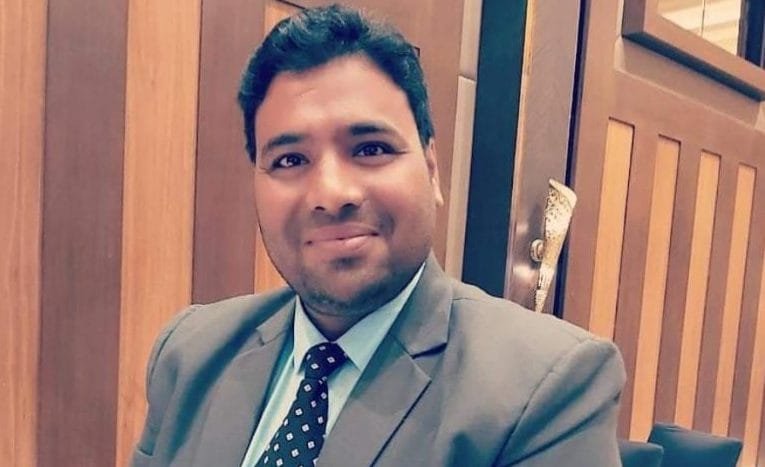 कोरोना से पत्रकार अर्पण चक्रवती का निधन.