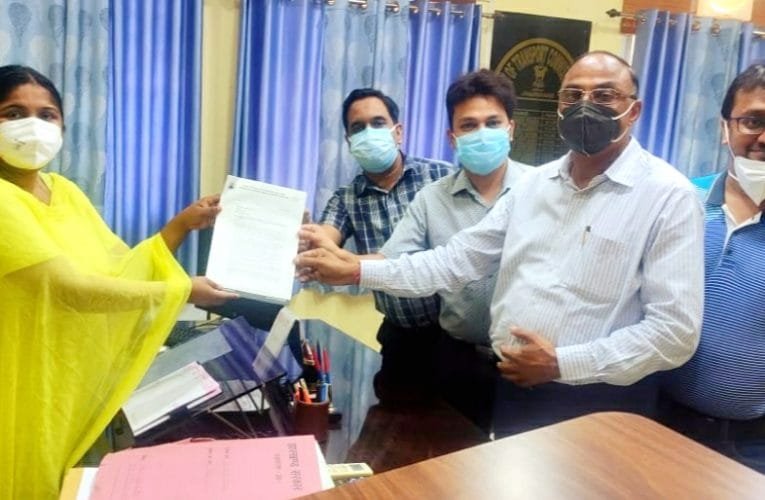 परिवहन आयुक्त के साथ झारखण्ड चैंबर की हुई बैठक.