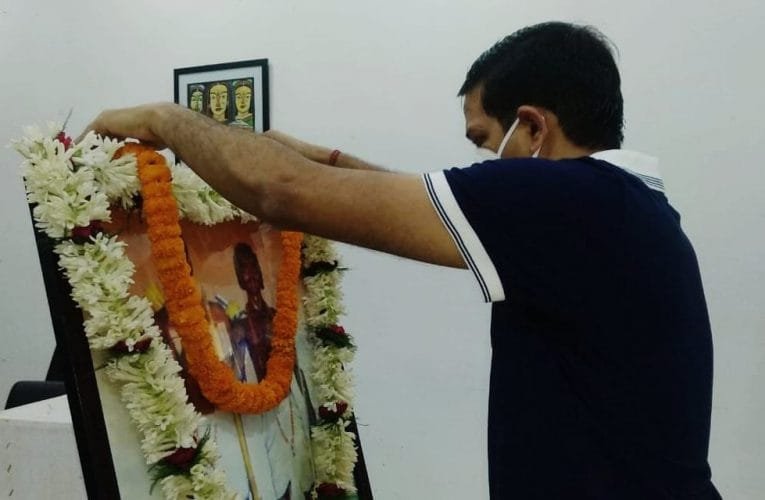 ऐतिहासिक हूल दिवस पर संथाल विद्रोह के नायकों को श्रद्धांजलि, शहीद सिदो-कान्हू को उपायुक्त रांची ने दी श्रद्धांजलि.