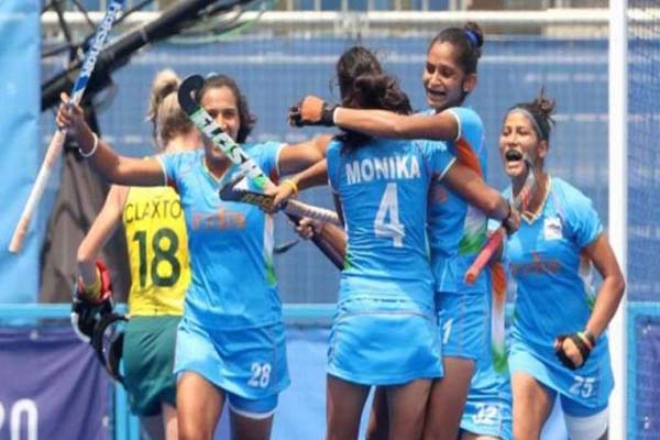 Tokyo Olympic :  भारतीय महिला हॉकी टीम ने रचा इतिहास, ऑस्‍ट्रेलिया को हराकर सेमीफाइनल में पहुंची