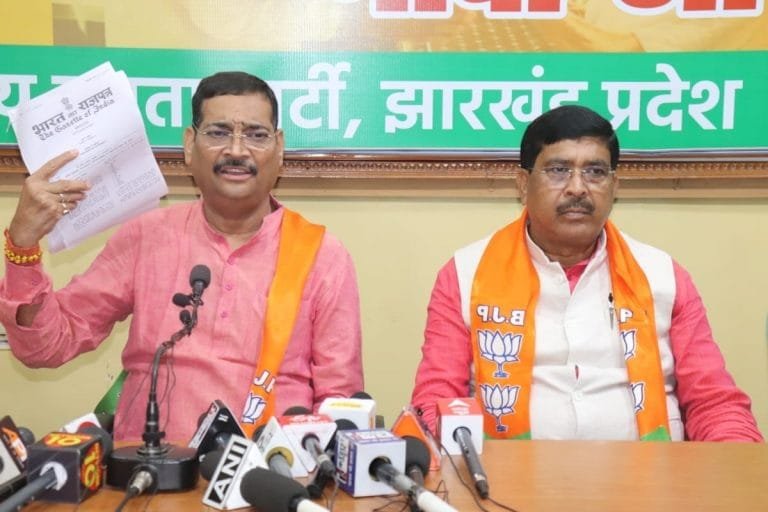 आरक्षण के नाम पर जनता को दिग्भ्रमित न करें, केंद्र के तर्ज पर लागू करे आरक्षण: दीपक प्रकाश