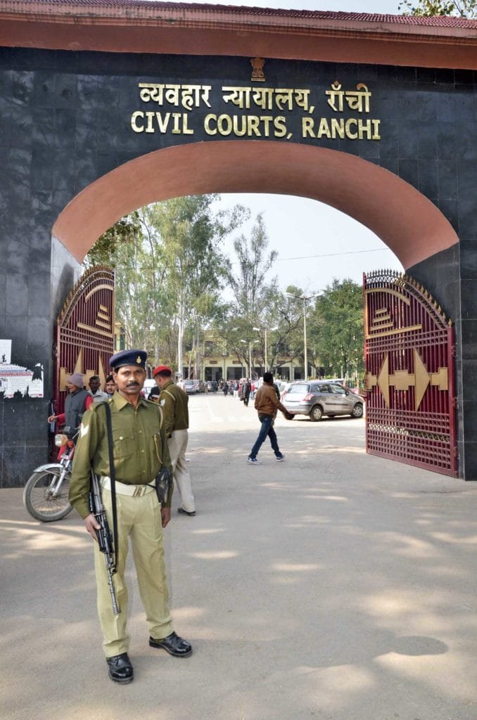 नवविवाहिता को उकसाने के आरोप में पति और सास के ऊपर हुई कार्रवाई ! 5 5c667999 da50 44ec a050 efb21a74e4f8 scaled