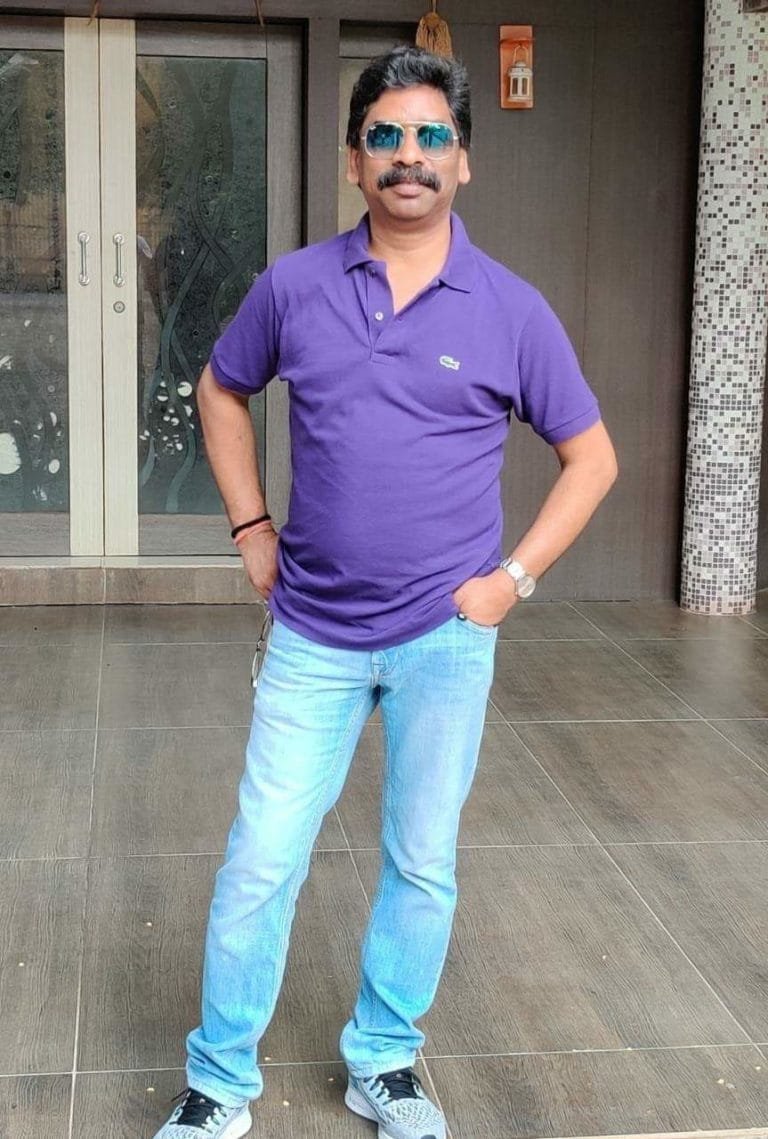 मुख्यमंत्री हेमन्त सोरेन ने देवघर जिला के त्रिकूट पर्वत के रोपवे (ROPWE)का तार टूटने से हुए हादसे पर गहरा दुख जताया