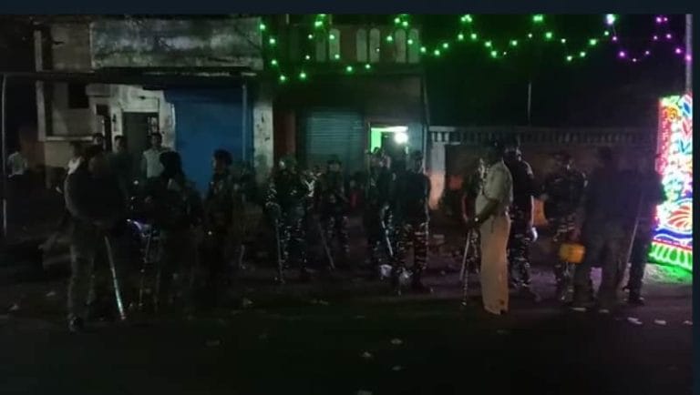 लोहरदग्गा के बाद बोकारो में भी दो गुटों में झड़प (VOILANCE) ,पुलिस ने संभाला मोर्चा। स्थिति  नियंत्रण में।