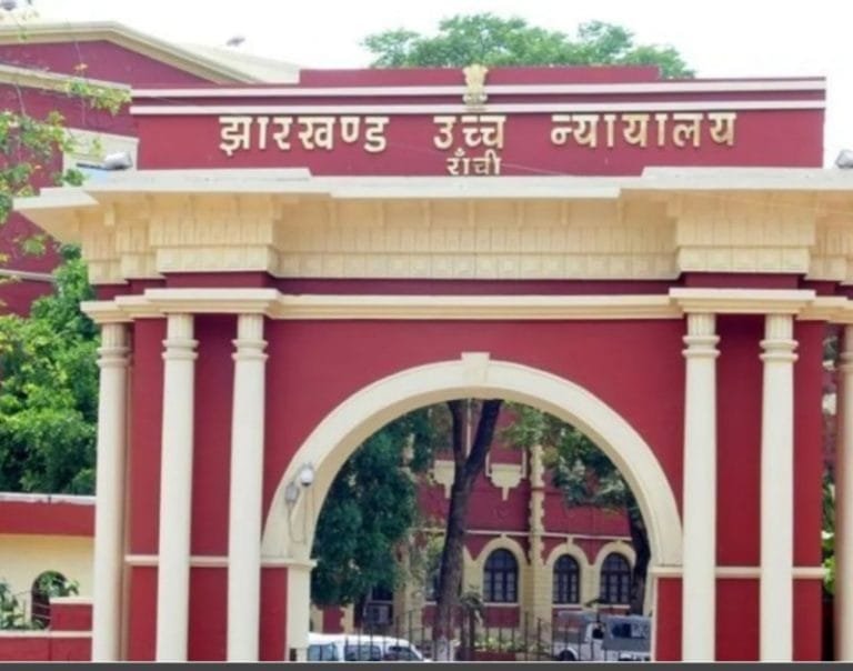 दस्तावेज सीलबंद लिफ़ाफ़े में हाईकोर्ट के रजिस्ट्रार जनरल के यहां जमा करे। शैल कंपनी (shell company ) मामला