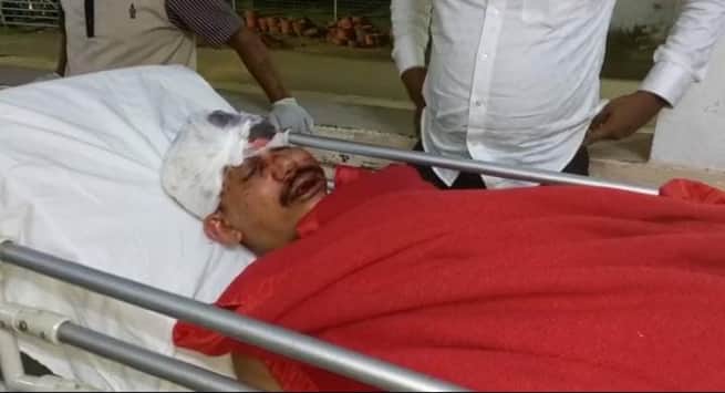 जमशेदपुर छेड़खानी की जाँच करने गयी पुलिस पर हमला ( Attack In Police ) एएसआई को पत्थर से सर को बुरी तरह कुचल दिया है।